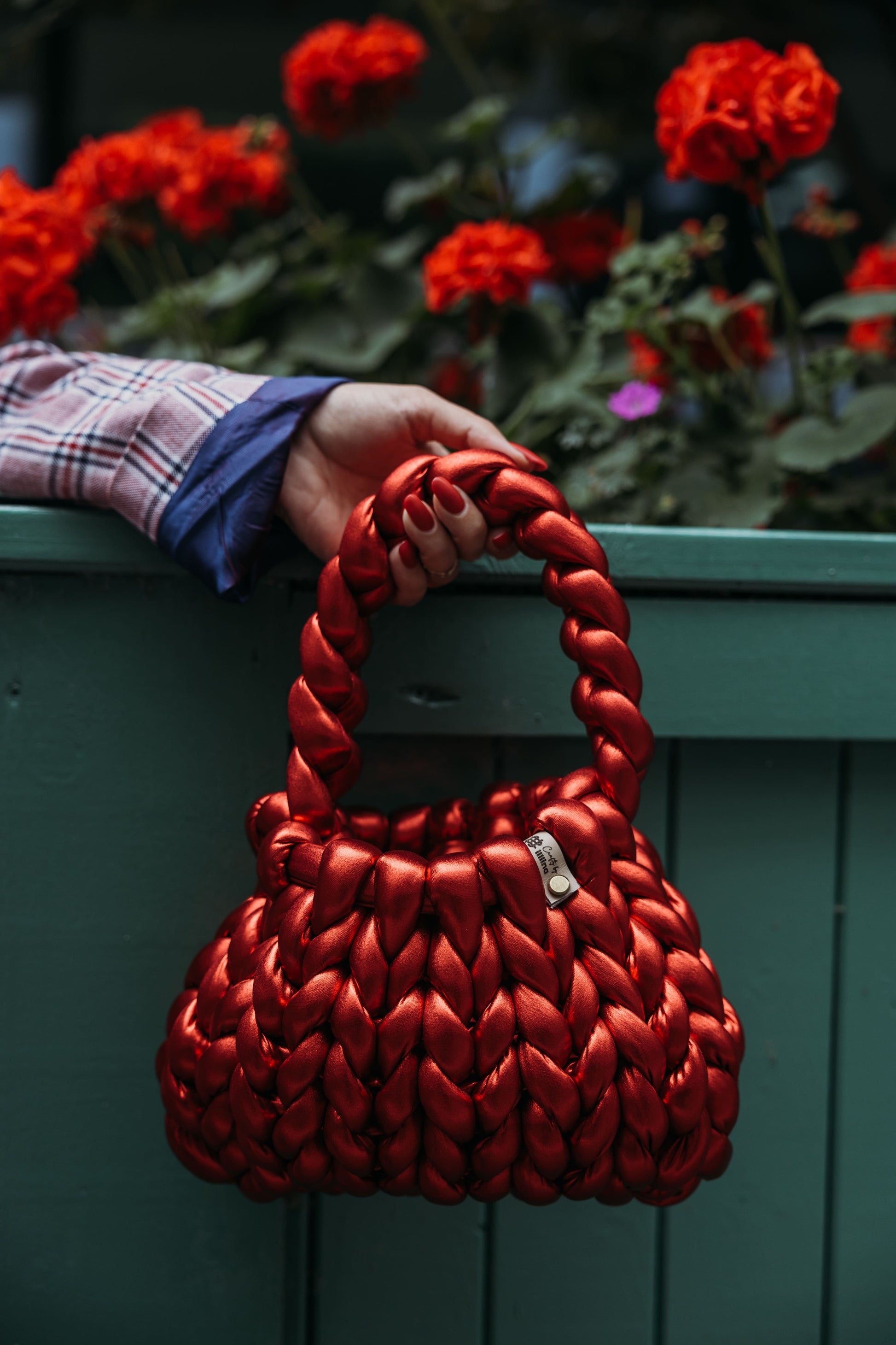 velvet handbag, chunky velvet bag, statement handbag, designer velvet bag, luxury soft bag, handmade velvet bag, unique fashion bag, trendy soft bag, machine washable handbag, elegant evening bag, soft chunky velvet handbag for everyday wear, handmade statement bag with a long handle, luxury machine washable bag for special occasions, unique velvet crossbody bag for women, fashion-forward plush bag with scarf