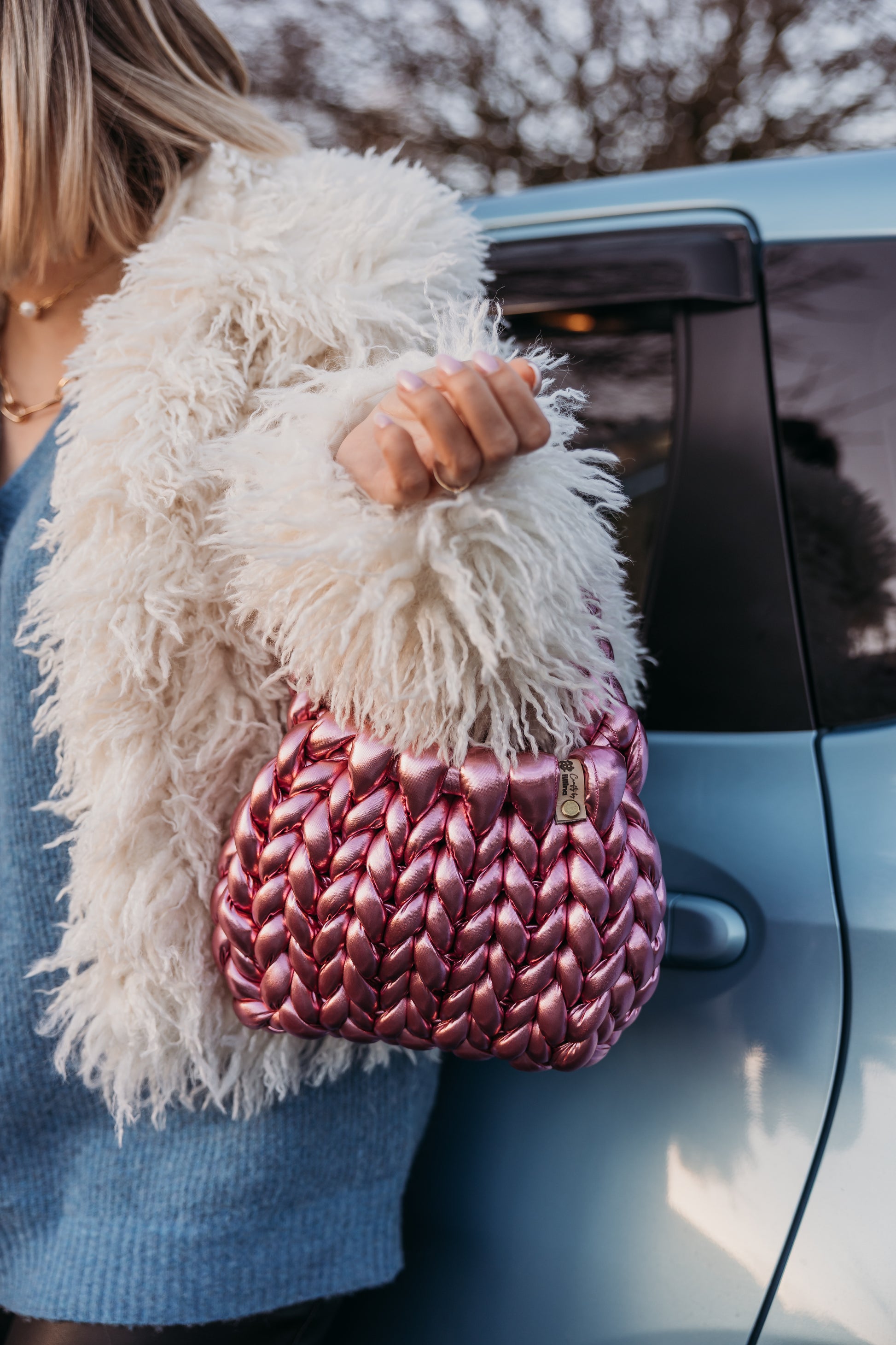 velvet handbag, chunky velvet bag, statement handbag, designer velvet bag, luxury soft bag, handmade velvet bag, unique fashion bag, trendy soft bag, machine washable handbag, elegant evening bag, soft chunky velvet handbag for everyday wear, handmade statement bag with a long handle, luxury machine washable bag for special occasions, unique velvet crossbody bag for women, fashion-forward plush bag with scarf