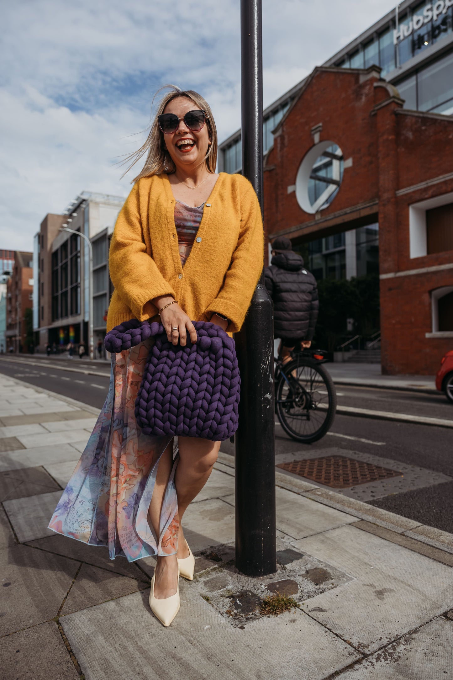 velvet handbag, chunky velvet bag, statement handbag, designer velvet bag, luxury soft bag, handmade velvet bag, unique fashion bag, trendy soft bag, machine washable handbag, elegant evening bag, soft chunky velvet handbag for everyday wear, handmade statement bag with a long handle, luxury machine washable bag for special occasions, unique velvet crossbody bag for women, fashion-forward plush bag with scarf