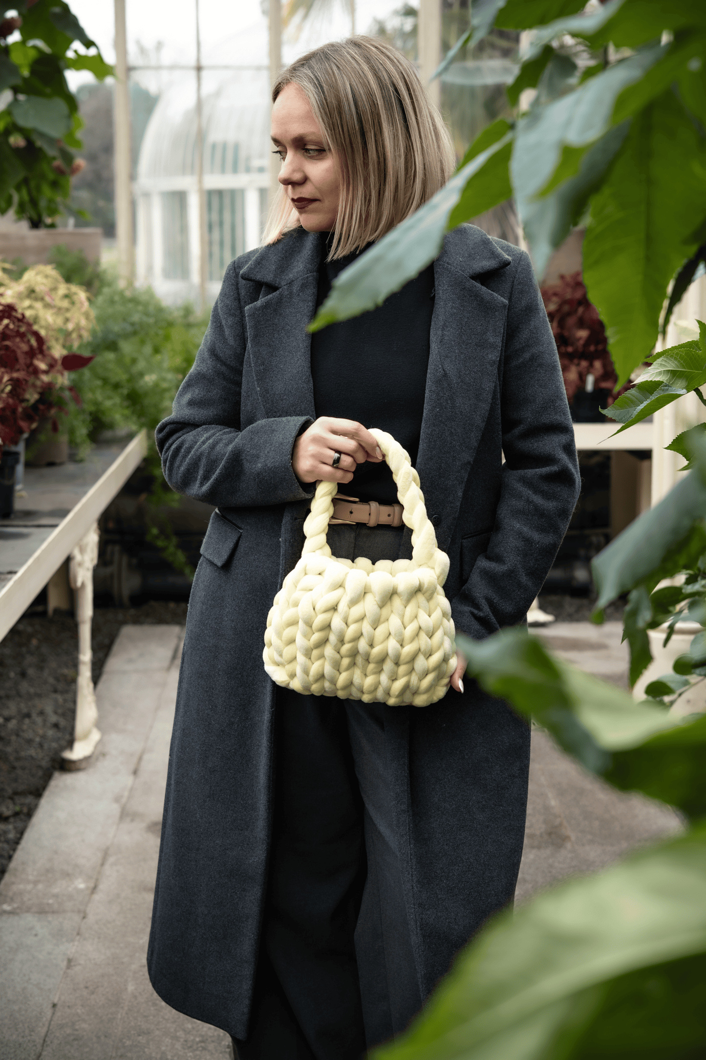 velvet handbag, chunky velvet bag, statement handbag, designer velvet bag, luxury soft bag, handmade velvet bag, unique fashion bag, trendy soft bag, machine washable handbag, elegant evening bag, soft chunky velvet handbag for everyday wear, handmade statement bag with a long handle, luxury machine washable bag for special occasions, unique velvet crossbody bag for women, fashion-forward plush bag with scarf