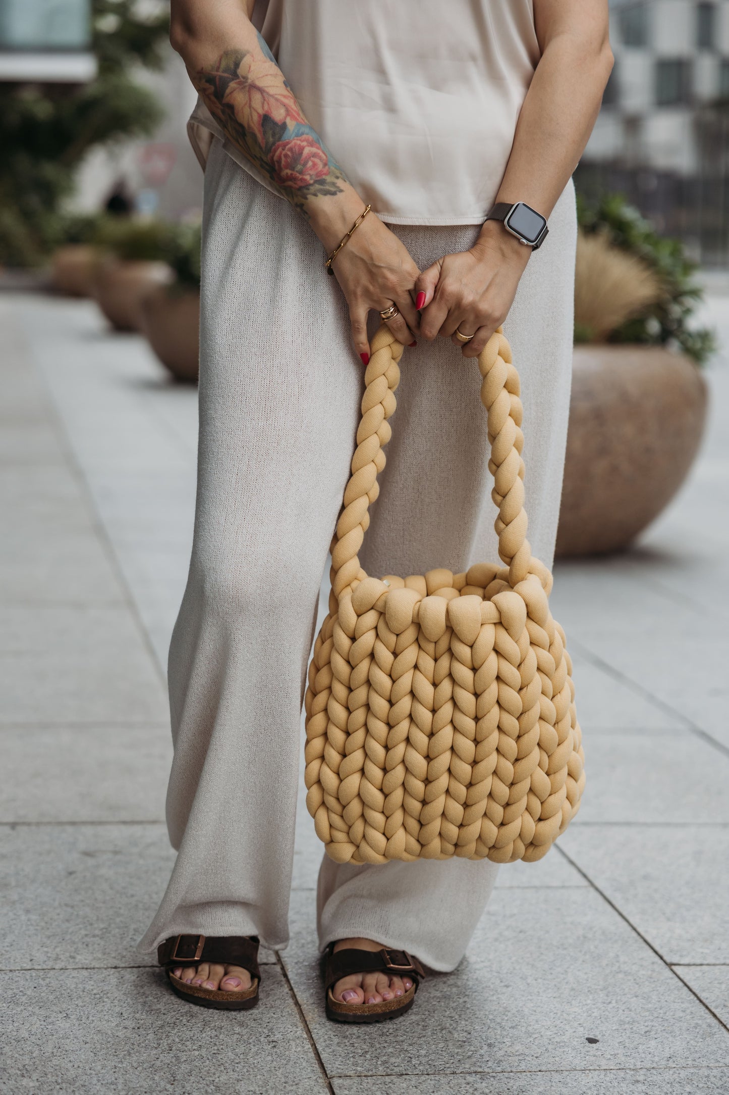 velvet handbag, chunky velvet bag, statement handbag, designer velvet bag, luxury soft bag, handmade velvet bag, unique fashion bag, trendy soft bag, machine washable handbag, elegant evening bag, soft chunky velvet handbag for everyday wear, handmade statement bag with a long handle, luxury machine washable bag for special occasions, unique velvet crossbody bag for women, fashion-forward plush bag with scarf