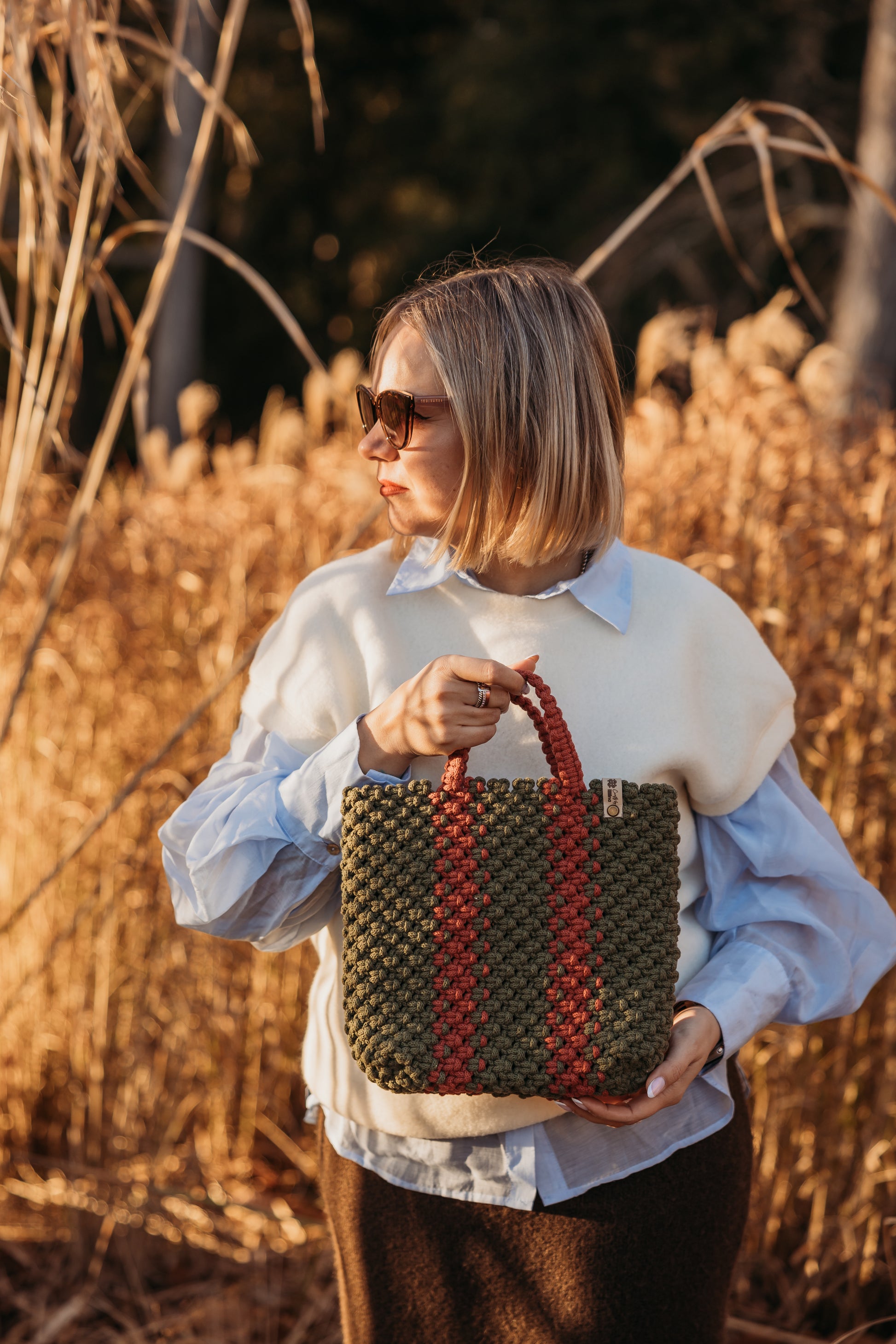 velvet handbag, chunky velvet bag, statement handbag, designer velvet bag, luxury soft bag, handmade velvet bag, unique fashion bag, trendy soft bag, machine washable handbag, elegant evening bag, soft chunky velvet handbag for everyday wear, handmade statement bag with a long handle, luxury machine washable bag for special occasions, unique velvet crossbody bag for women, fashion-forward plush bag with scarf